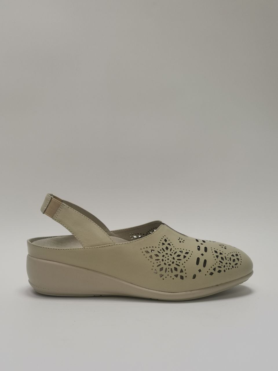 Босоножки женские цв.бежевый 8268 фото 2