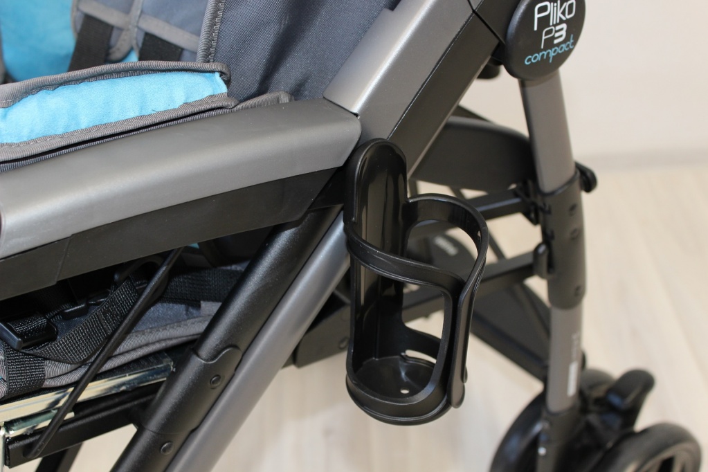 коляска Pliko